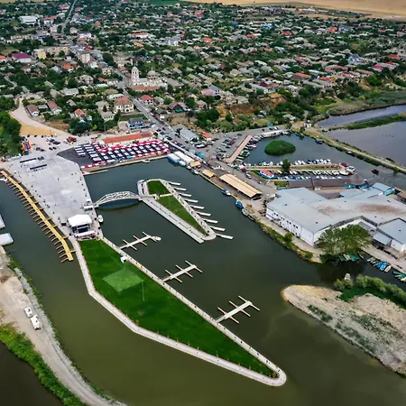 Luna Журиловка